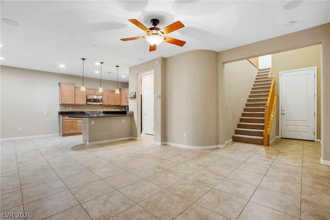 11239 Filmore Heights Ct - Photo 2 of 24