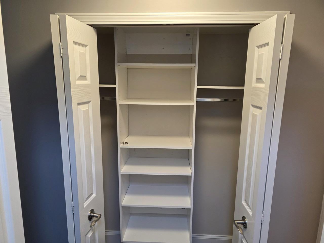 3464 Huron View Ct - Photo 6 of 21