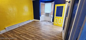 featured image of 1319 Washburn St 1st Fl #1stFL