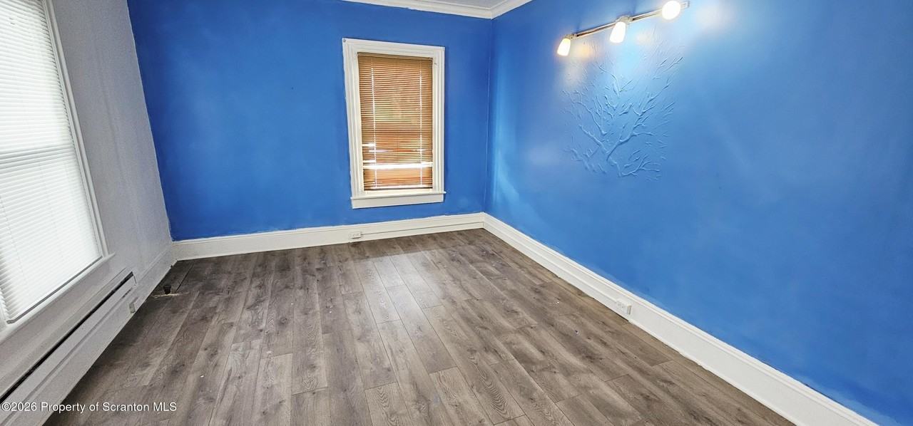 1319 Washburn St 1st Fl #1stFL - Photo 2 of 10