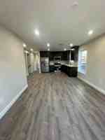 featured image of 393-395 E 27th St