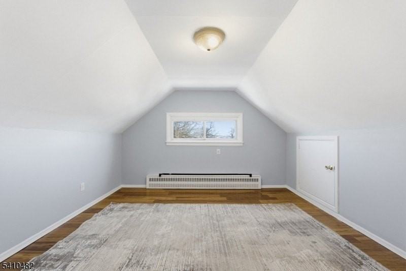 1034 Madison Ave #3 - Photo 3 of 16