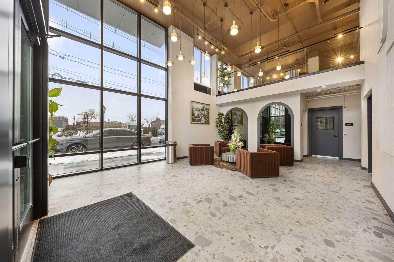 1 Mallory Ave #507 - Photo 3 of 16