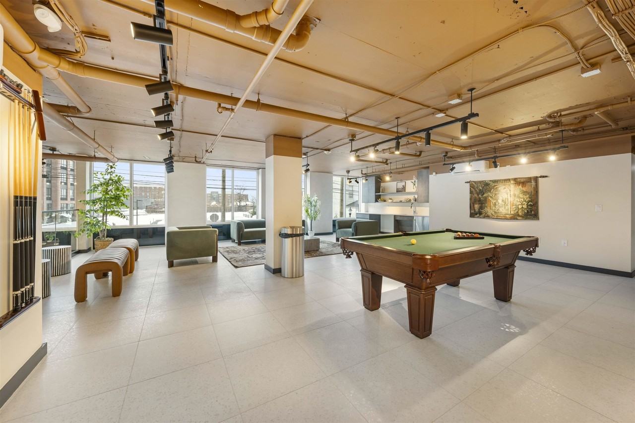 1 Mallory Ave #507 - Photo 5 of 16