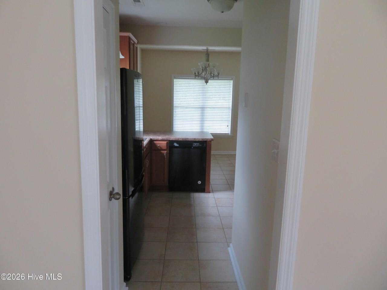 110 Beaver Creek Ct - Photo 7 of 24