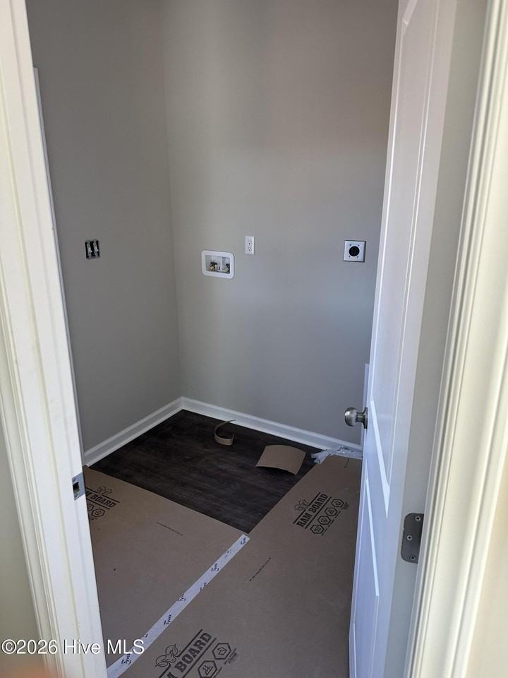 1231 Roosevelt Spain Rd - Photo 5 of 11