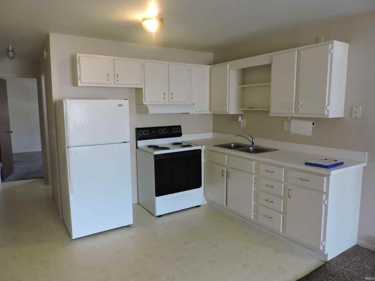 502 E Plymouth St #4 - Photo 2 of 7