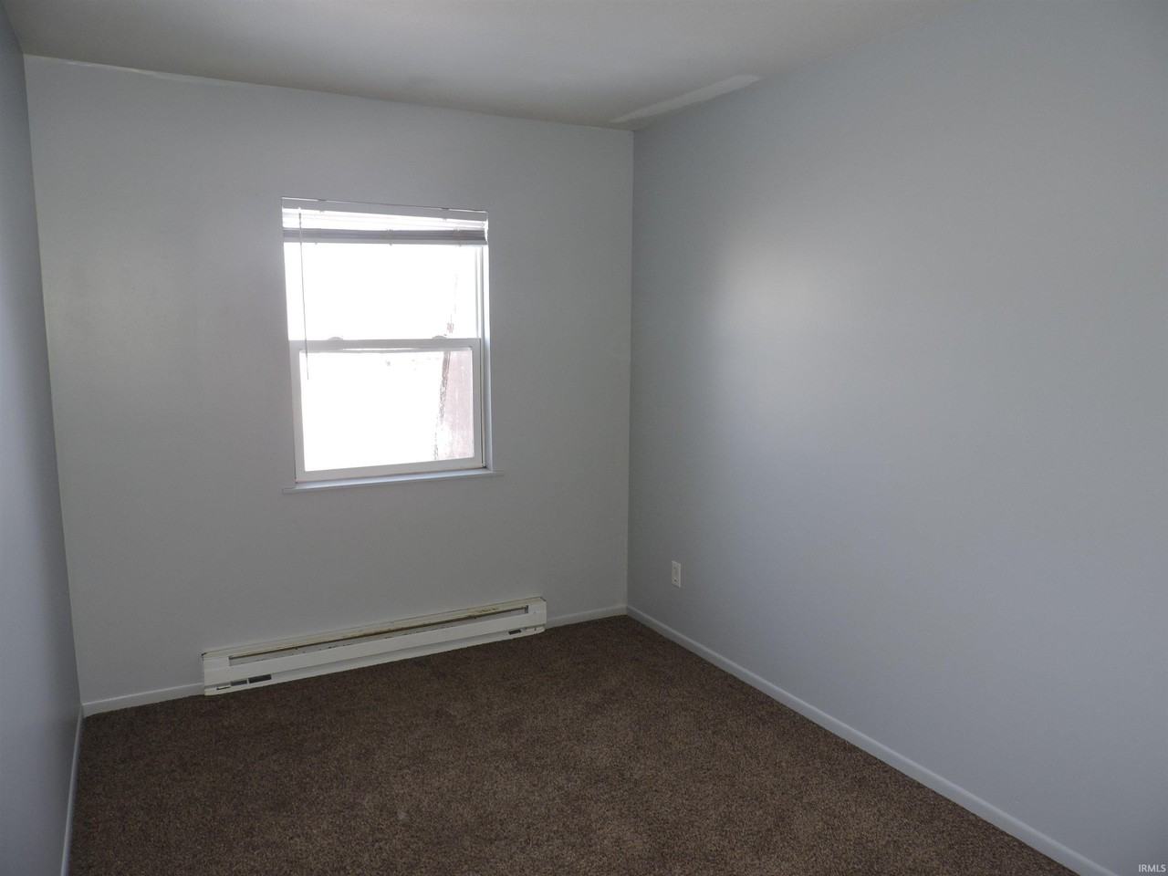 502 E Plymouth St #4 - Photo 4 of 7