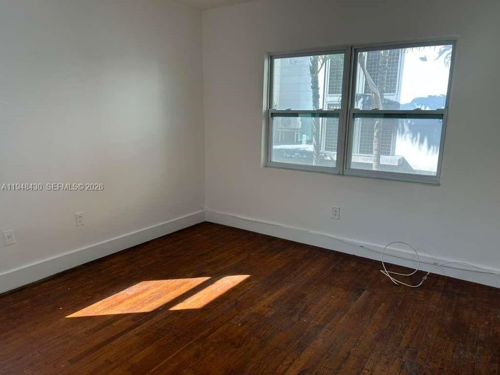 9780 Bay Harbor Ter #7 - Photo 6 of 13