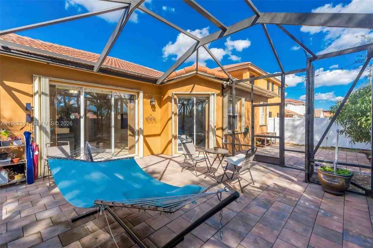 13124 Sw 54th Ct - Photo 5 of 36