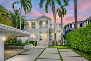 featured image of 745 Ne 77th St