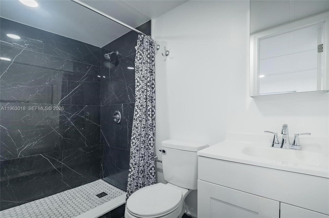 595 Nw 139th Ter #2 - Photo 7 of 8