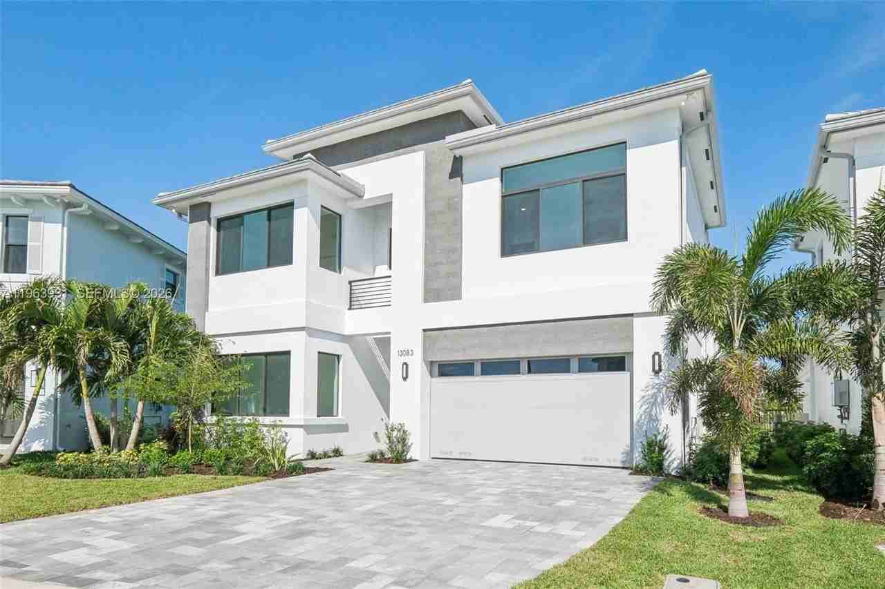 13083 Feathering Way - Photo 3 of 50