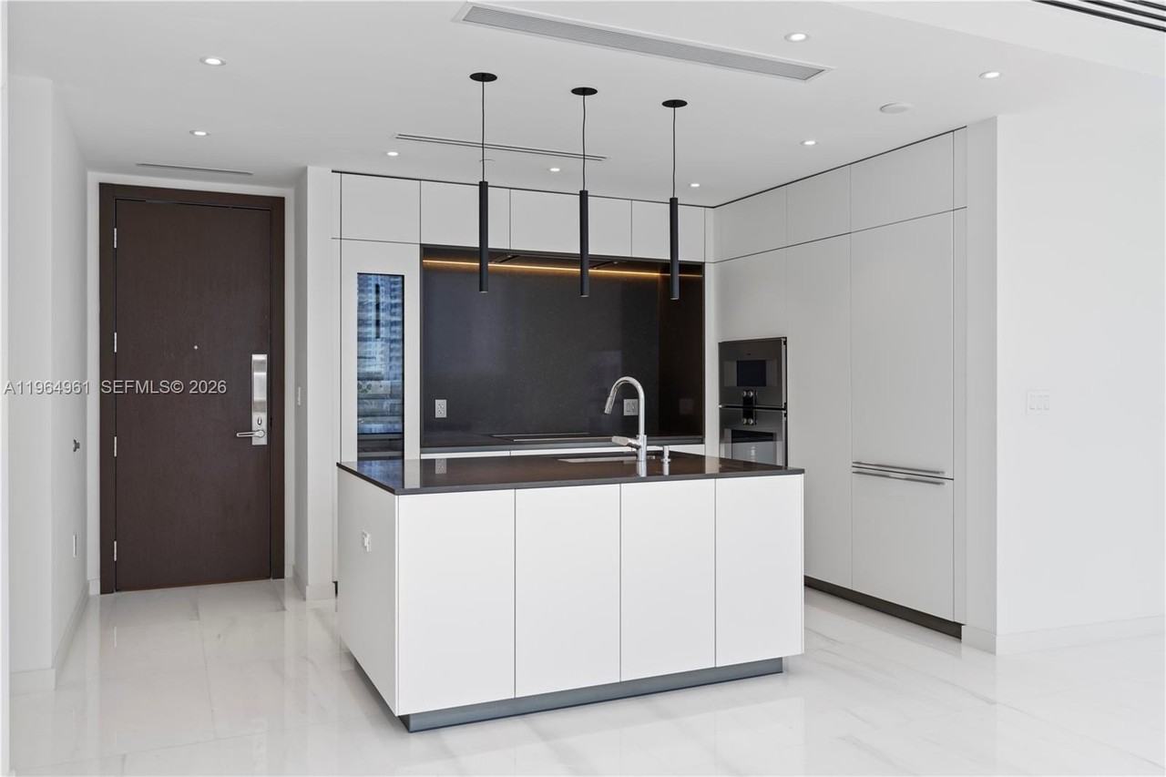 300 Biscayne Boulevard Way #704 - Photo 2 of 50