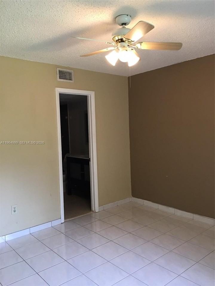 14857 Sw 104th St #9-203 - Photo 7 of 8