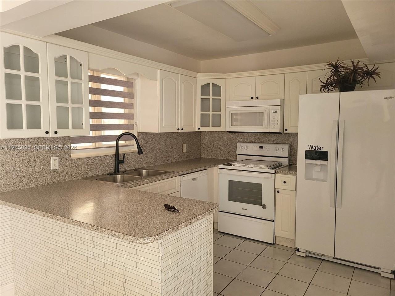 2425 W 54th Pl #13 - Photo 2 of 8