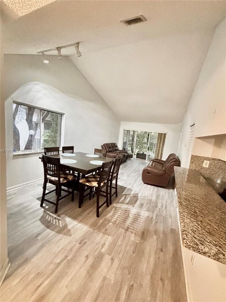 9081 Sw 138th Pl #9081