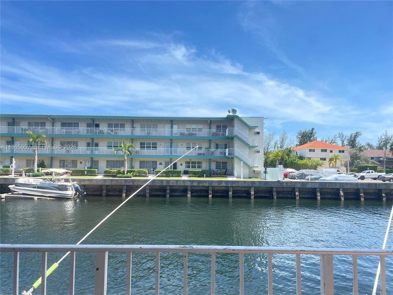 3944 Ne 167th St #106