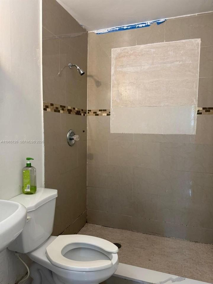 244 Westward Dr #B2 - Photo 7 of 9