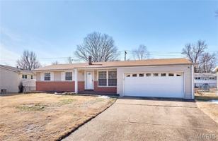 featured image of 4 Sharon Ct