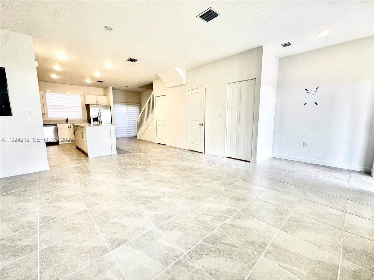 1116 Southwest 3rd Terrace - Photo 7 of 8