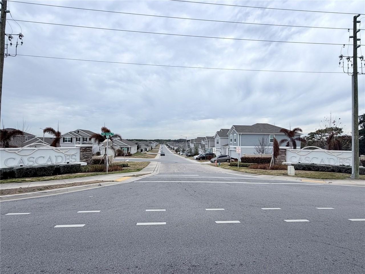 824 Horsetail Dr - Photo 2 of 31