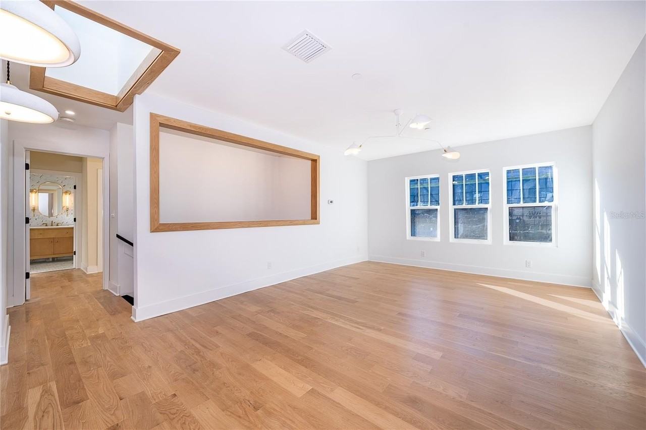 421 W Fairbanks Ave - Photo 5 of 21