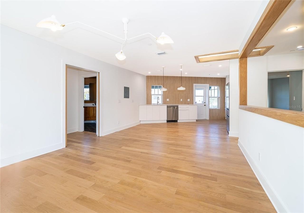 421 W Fairbanks Ave - Photo 7 of 21