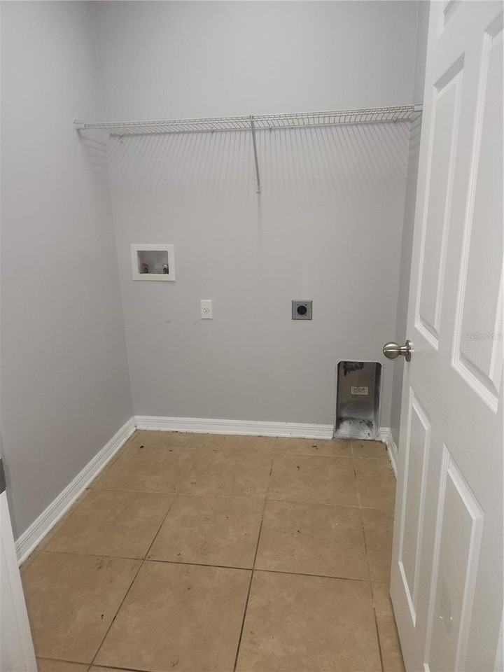 2556 Tanner Ter - Photo 5 of 11