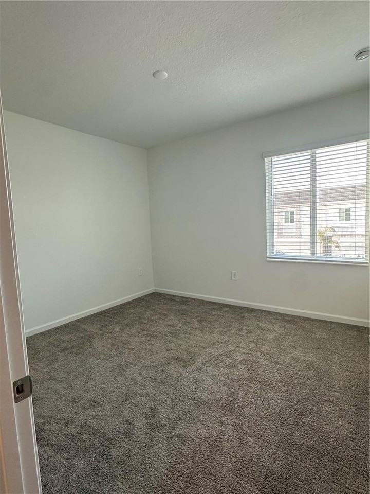 251 Nine Iron Dr - Photo 5 of 13