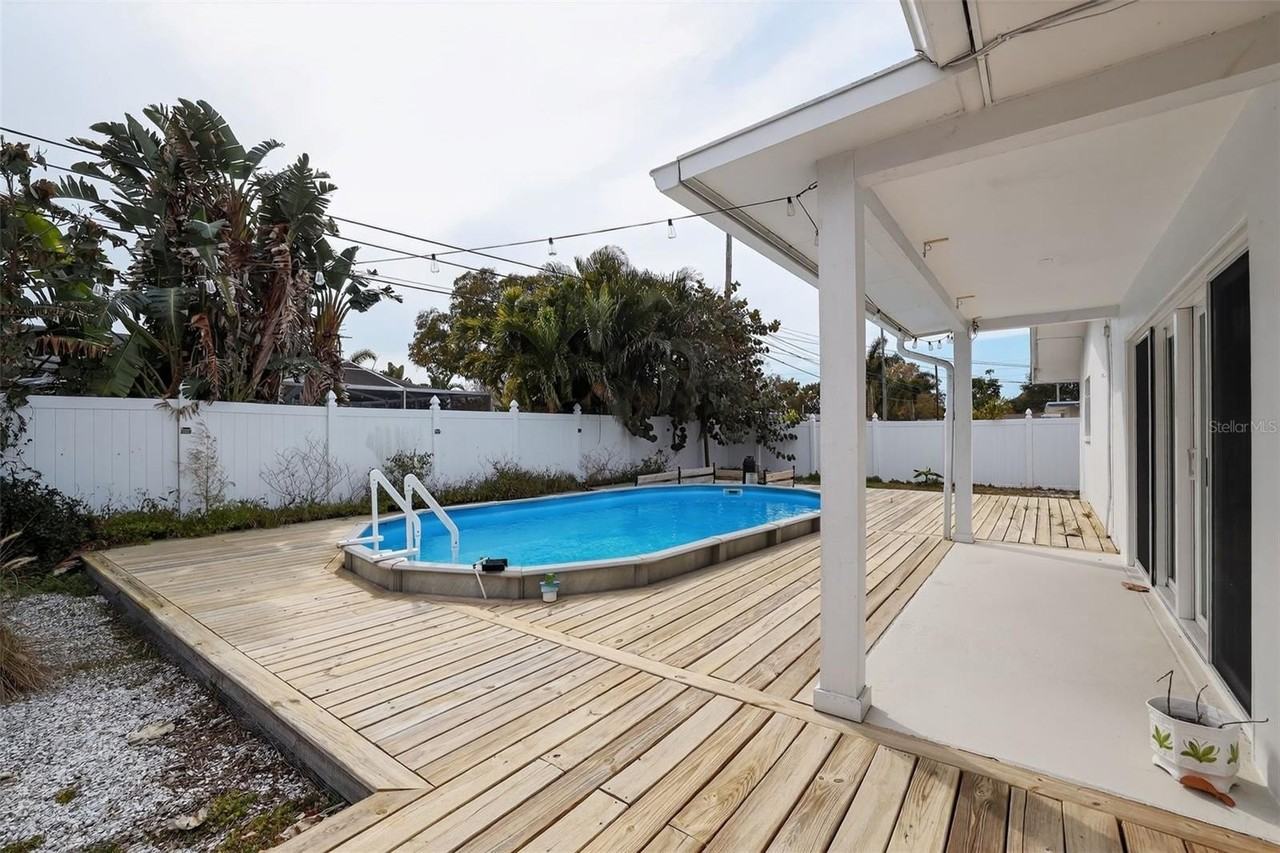 13940 Antigua Dr - Photo 7 of 36