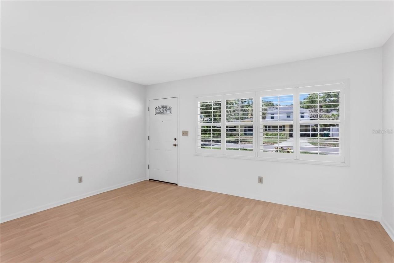 3414 W Carrington St - Photo 6 of 34