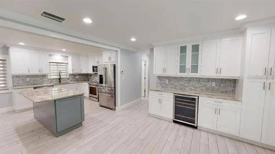 9016 Hogans Bnd - Photo 3 of 21