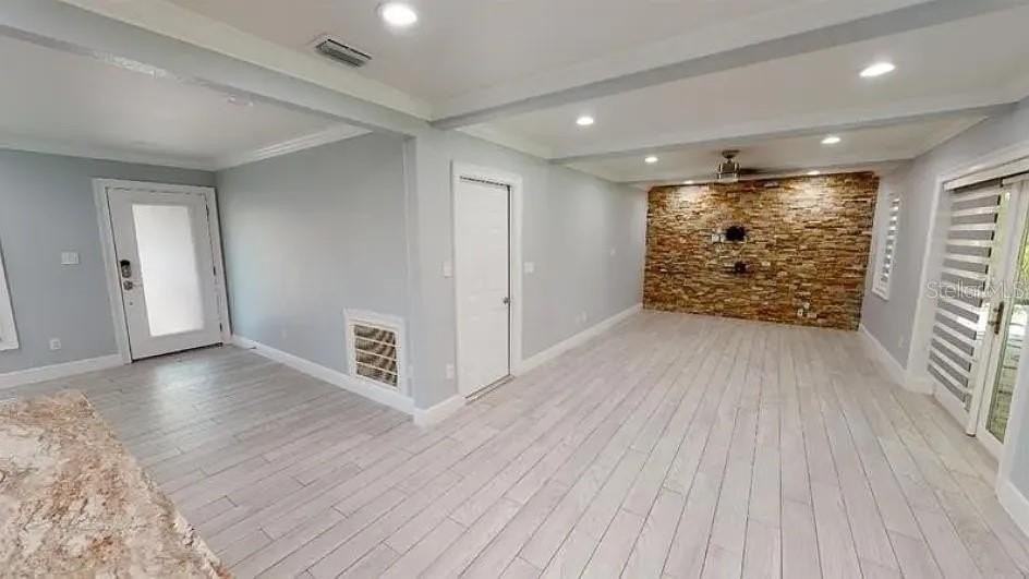 9016 Hogans Bnd - Photo 7 of 21