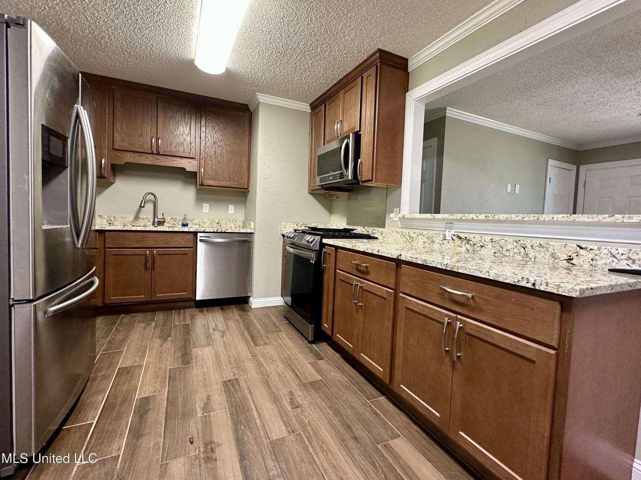 15508 Hartford Dr - Photo 7 of 22