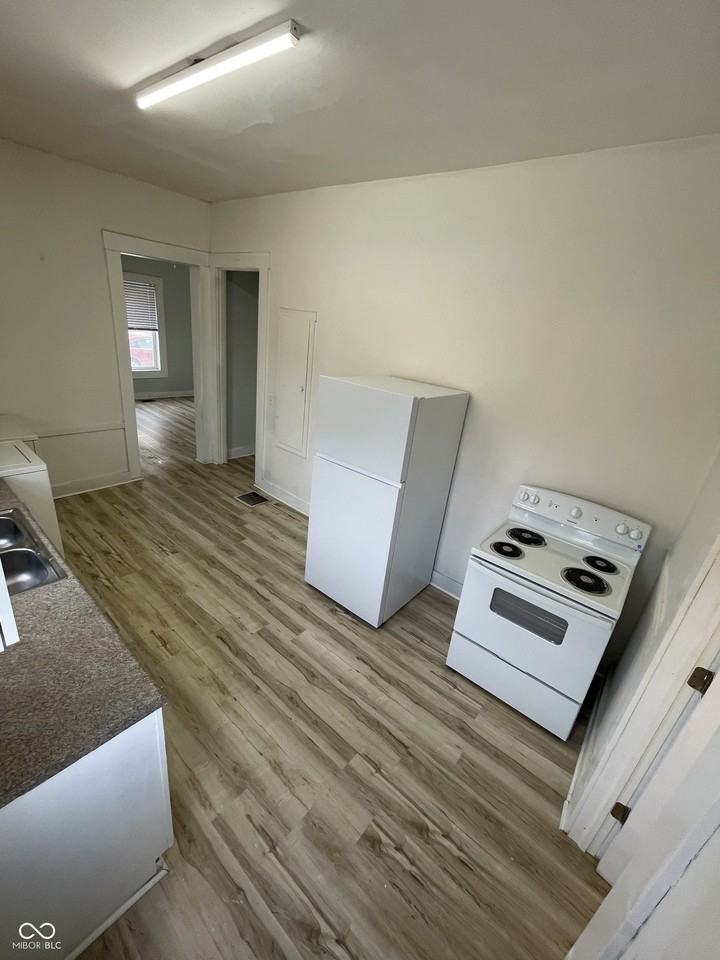 610 S Gallatin St #A - Photo 7 of 14