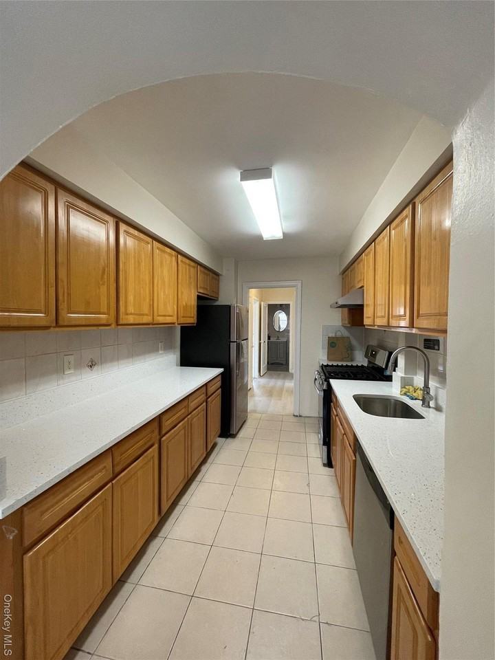 9512 67th Ave Unit 2f #2F - Photo 5 of 11