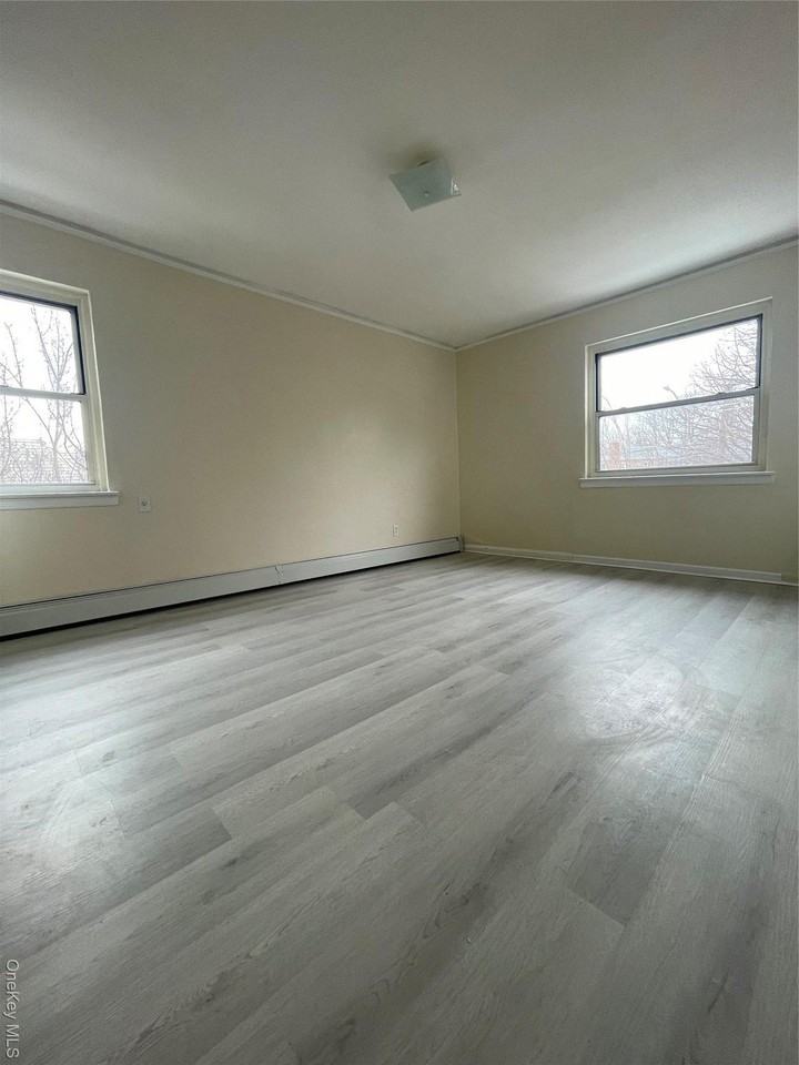 9512 67th Ave Unit 2f #2F - Photo 7 of 11