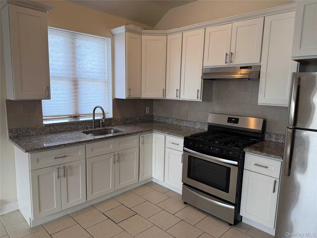 7931 67th Rd - Photo 2 of 9