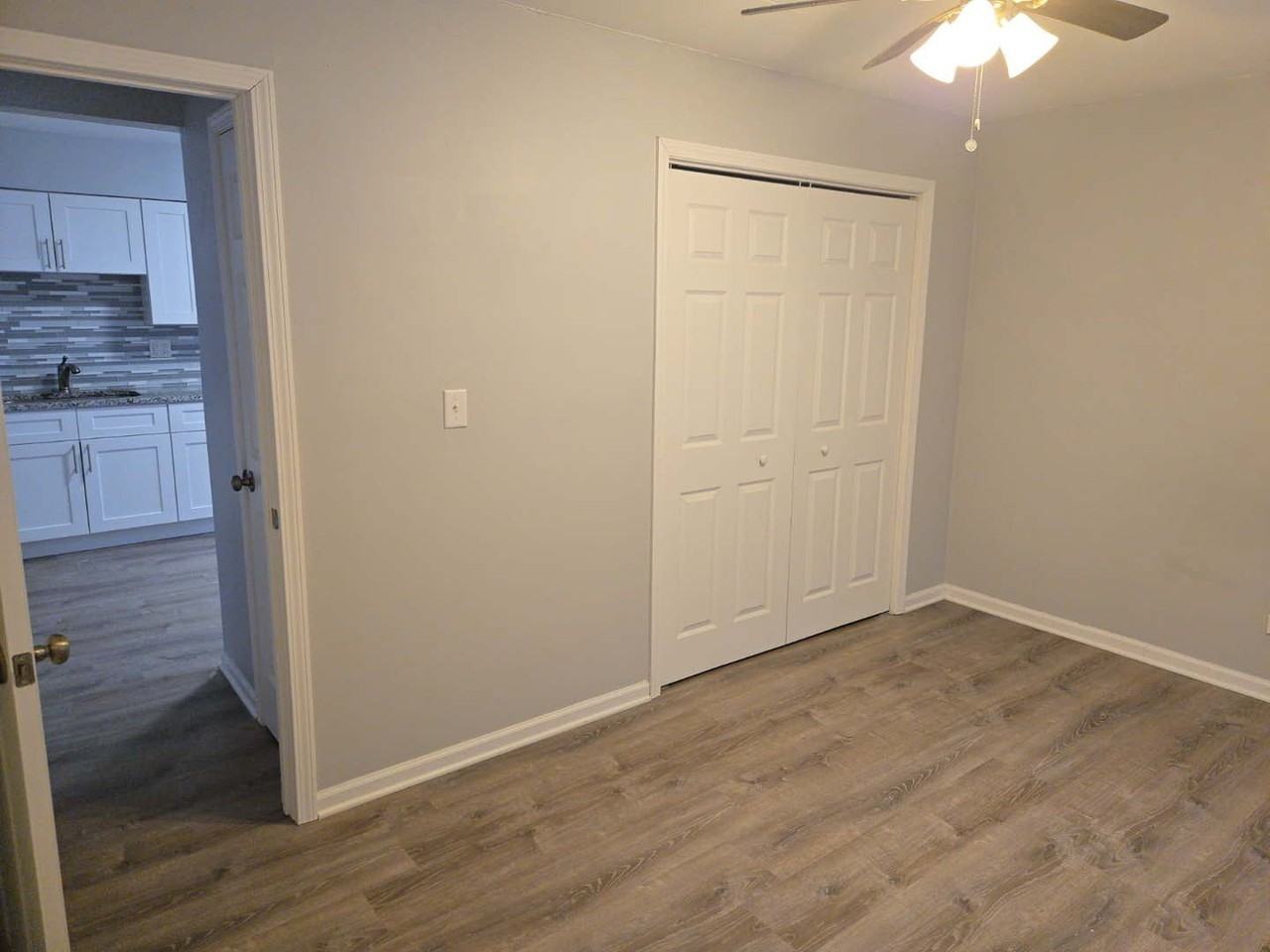 446 N Ardmore Ave Apt Gb #GB - Photo 5 of 9