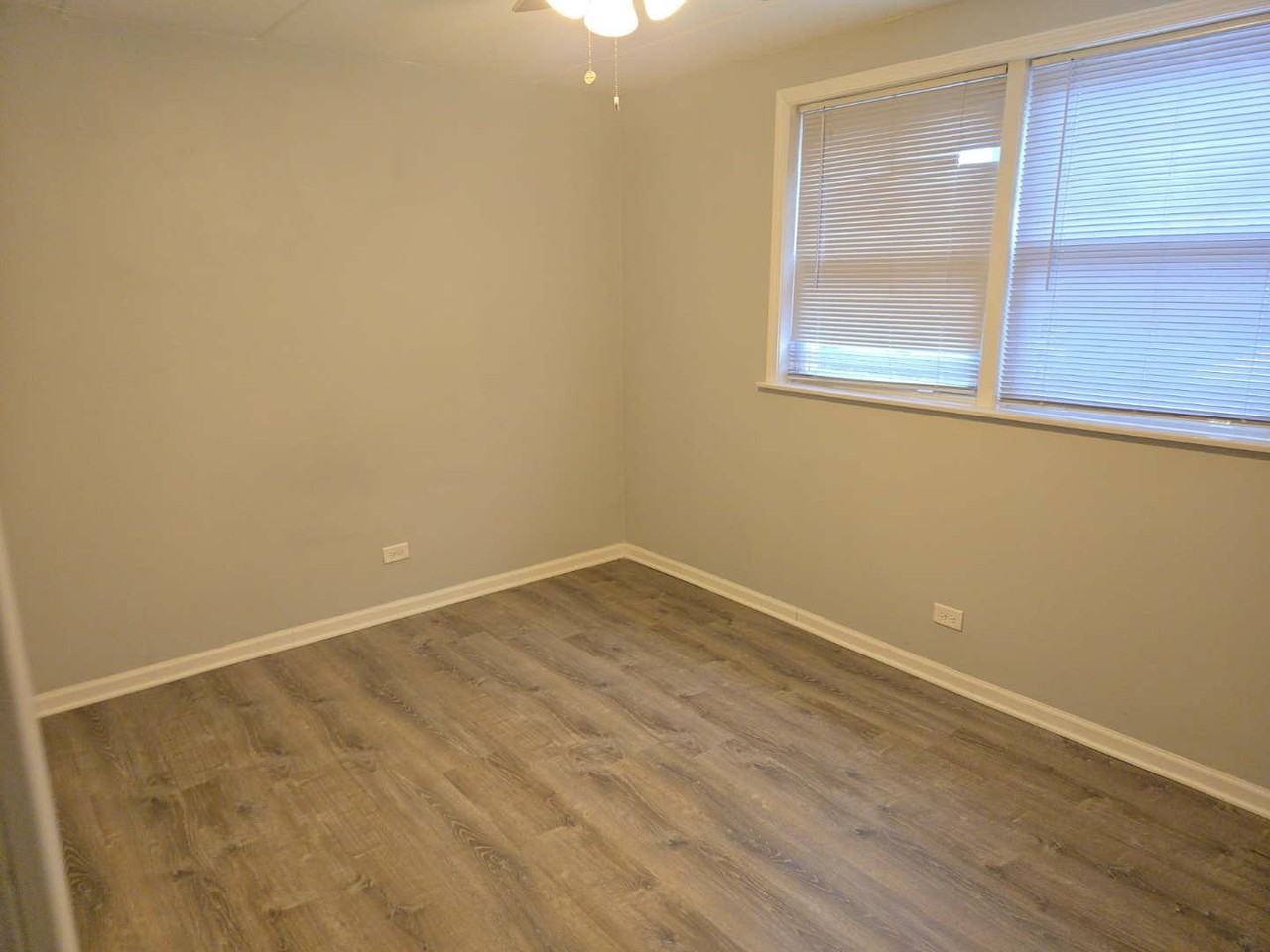 446 N Ardmore Ave Apt Gb #GB - Photo 7 of 9