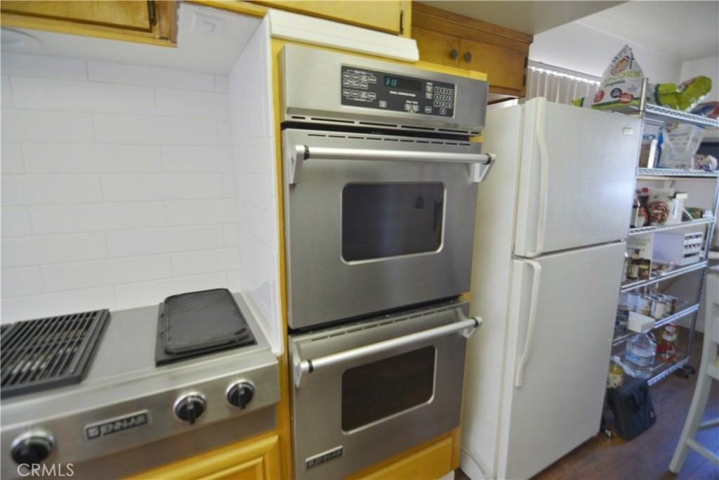 1271 Euclid Ave - Photo 4 of 24