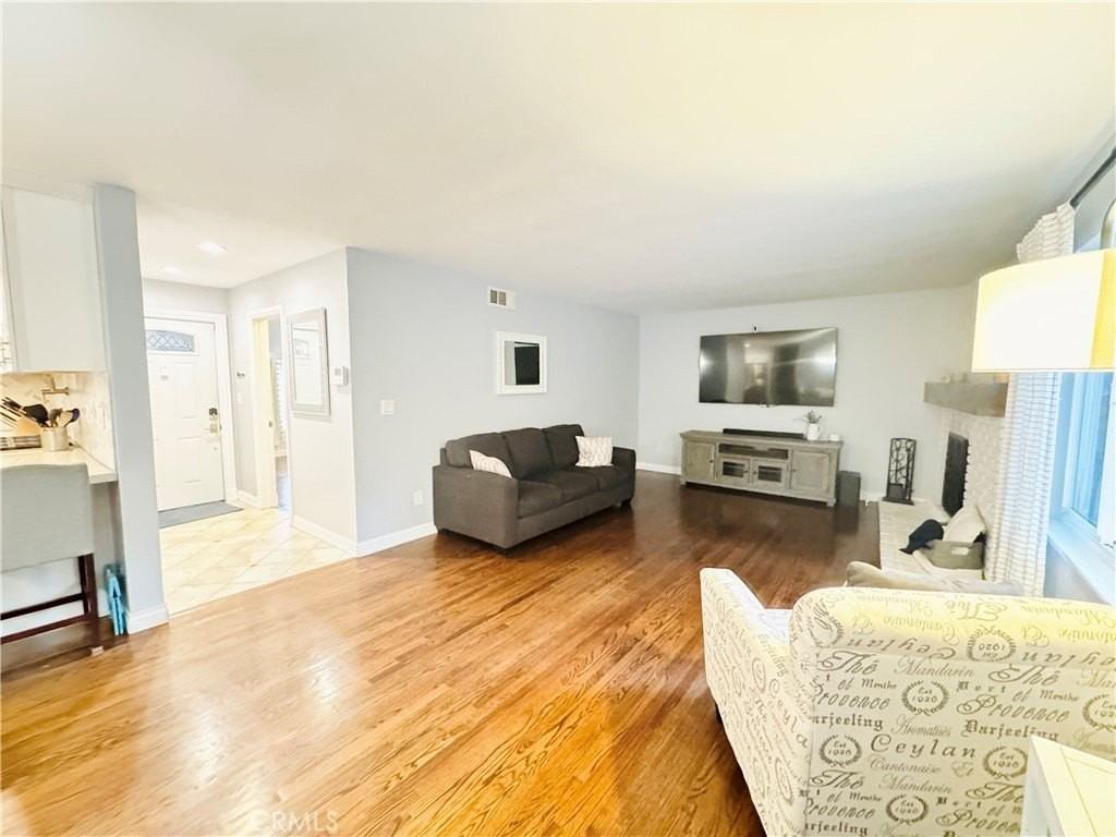 11905 Paso Robles Ave - Photo 2 of 44