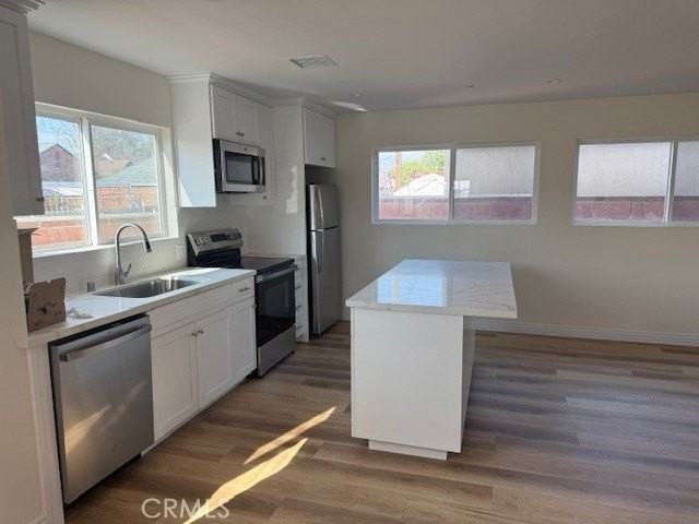 1135 S 2nd St - Photo 2 of 9