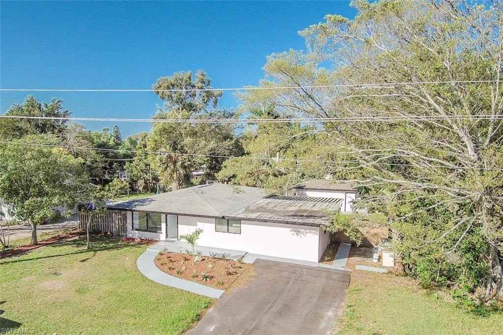 4330 Deleon St - Photo 4 of 35