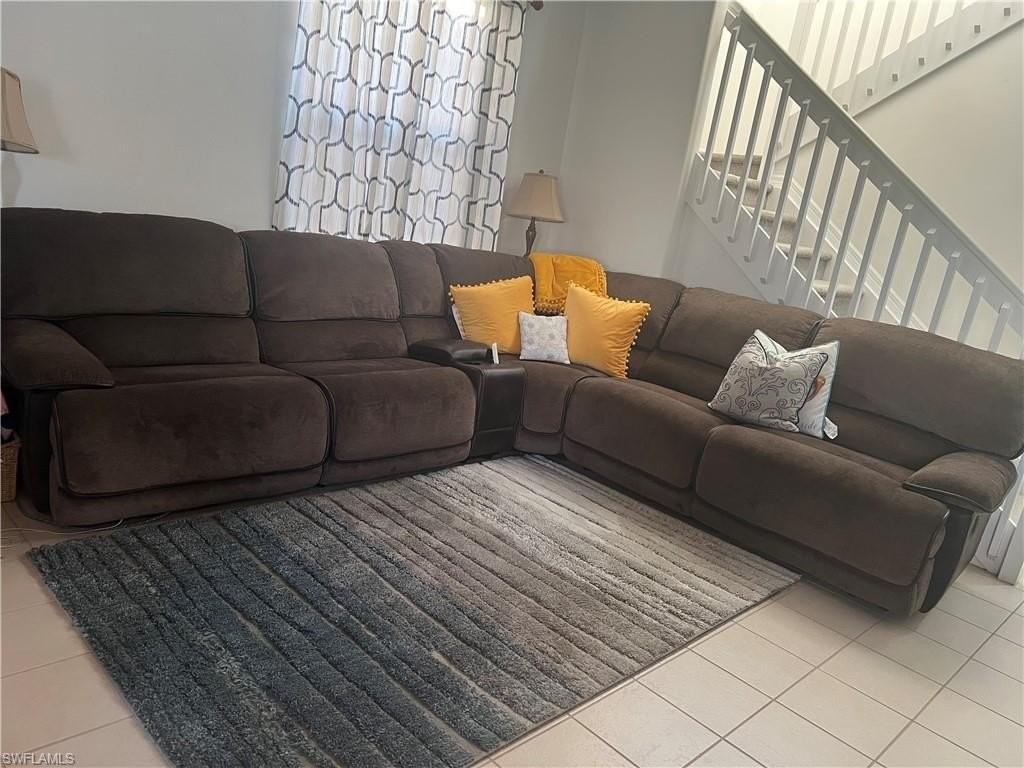 5483 Cameron Dr - Photo 5 of 48