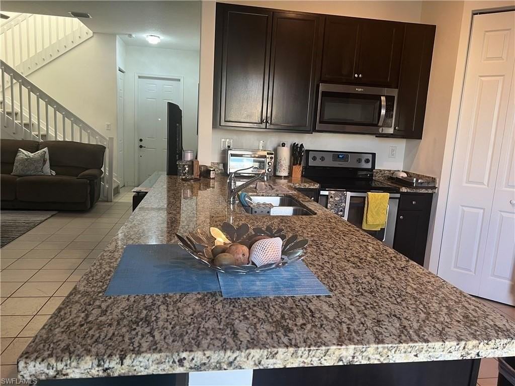 5483 Cameron Dr - Photo 7 of 48