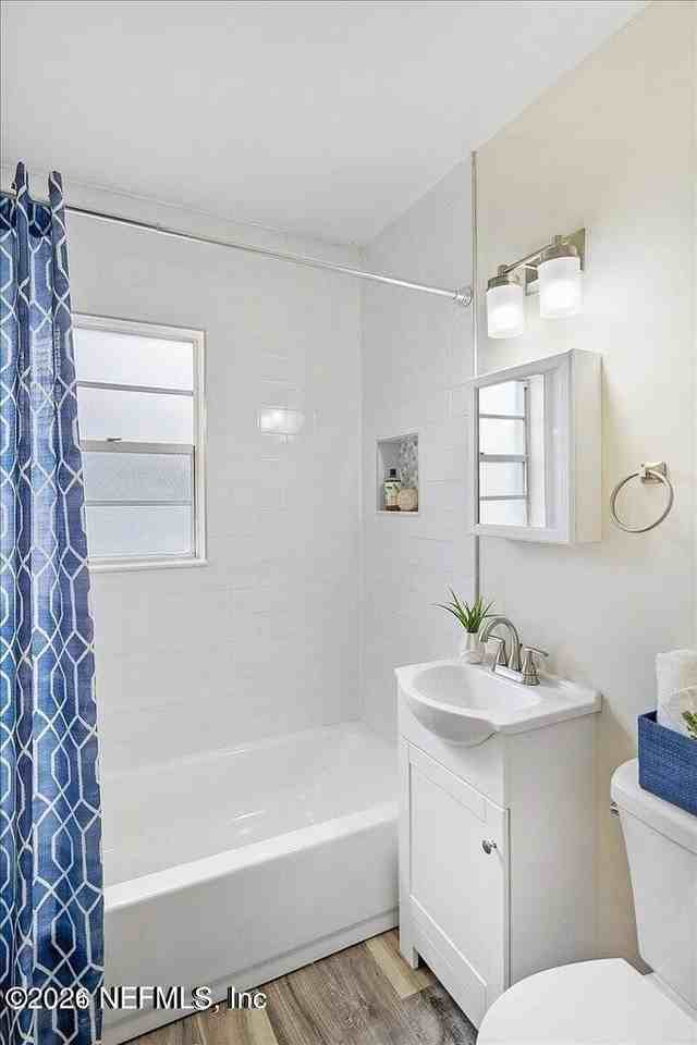 95 Lewis St - Photo 7 of 8