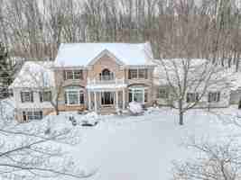 featured image of 8600 Tamarack Trl