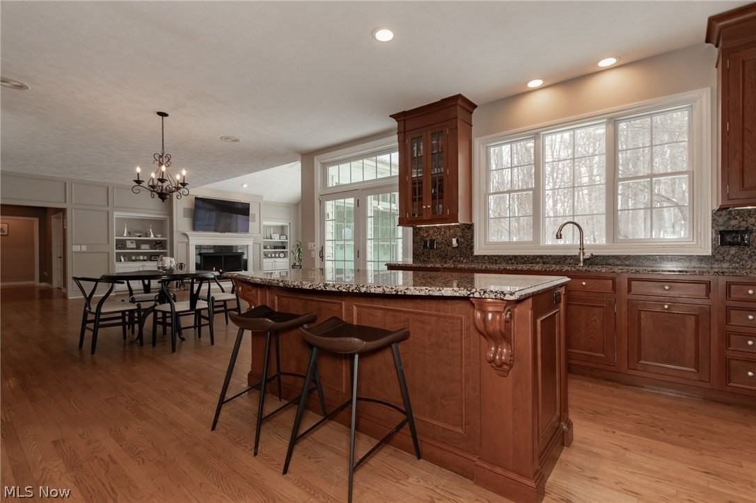 8600 Tamarack Trl - Photo 3 of 47